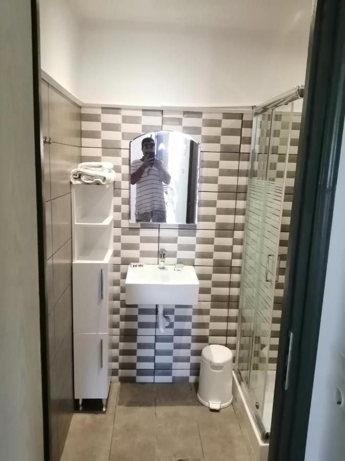 Apartment White House *